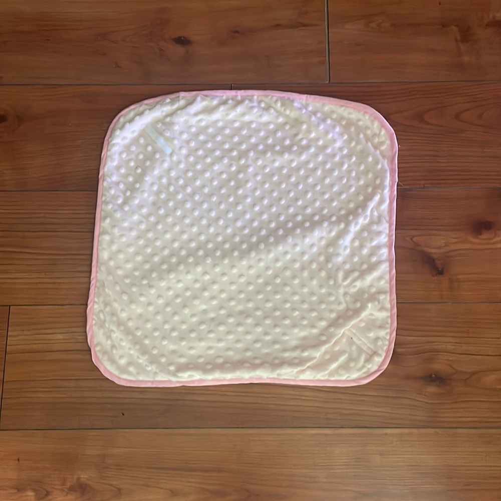 Swaddling for baby dolls.